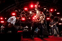 くるりのステージの様子。