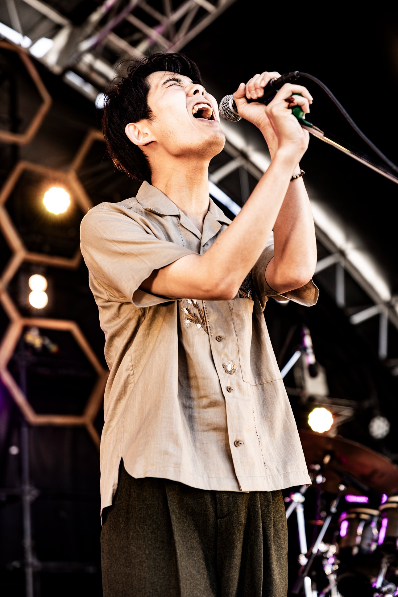 折坂悠太