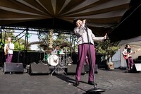 在日ファンクのステージの様子。