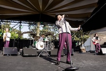 在日ファンクのステージの様子。