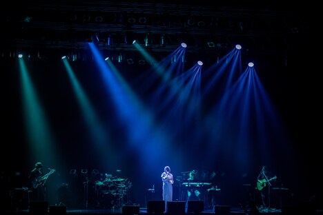 柏木ひなた「HINATA KASHIWAGI 1st TOUR ~enchantment~」最終公演の様子。
