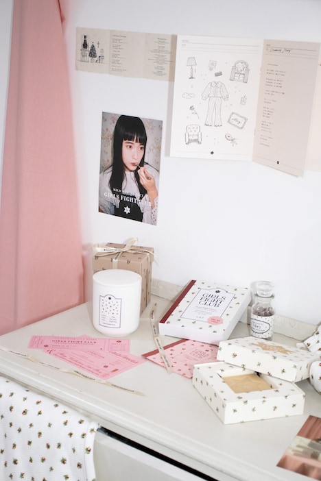 GIRLS FIGHT CLUB「Muse exhibition」内覧会の様子。（Photo by mori yuki）