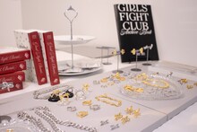 GIRLS FIGHT CLUB「Muse exhibition」内覧会の様子。（Photo by mori yuki）