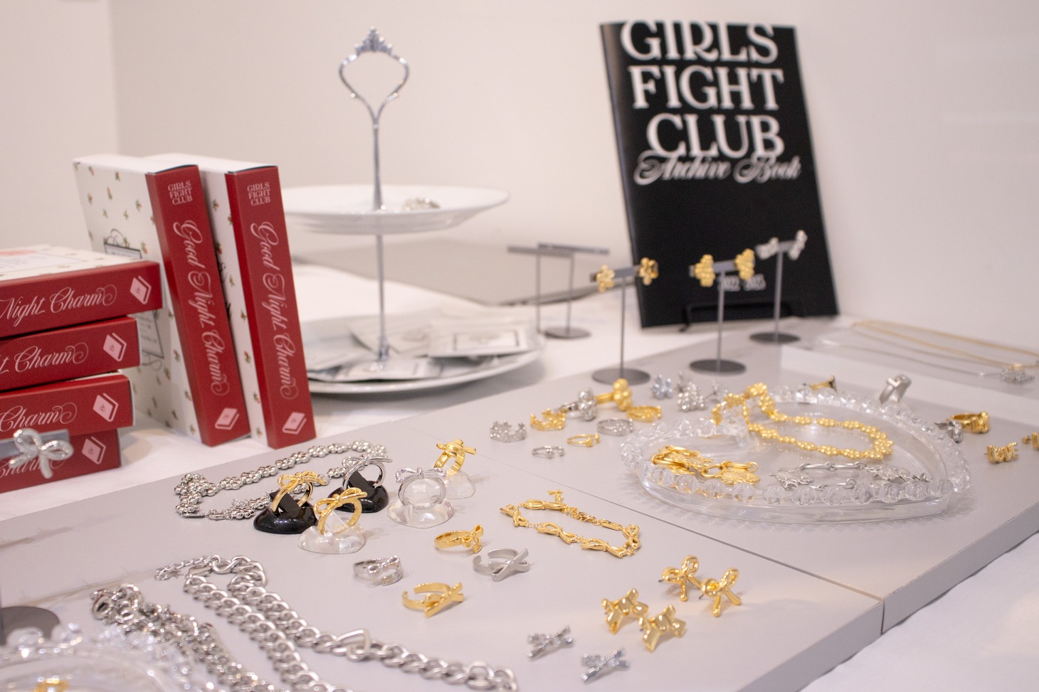 GIRLS FIGHT CLUB「Muse exhibition」内覧会の様子。（Photo by mori yuki）