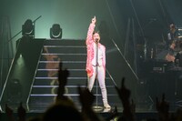 郷ひろみ「Hiromi Go Concert Tour 2024 Initial G」千葉・森のホール21 大ホール公演の様子。