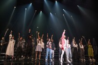 郷ひろみ「Hiromi Go Concert Tour 2024 Initial G」千葉・森のホール21 大ホール公演の様子。