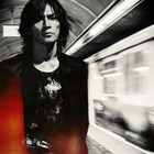 稲葉浩志のMVを品川ヒロシが監督、「稲葉濃度100%のMVになったと思います」