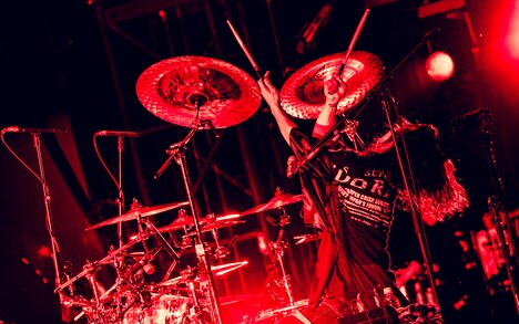 Tomoya（Dr / ONE OK ROCK）（Photo by Masahiro Yamada）