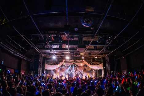 Mirror,Mirror「Super Miraism V」の様子。