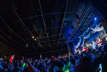 Mirror,Mirror「Super Miraism V」の様子。