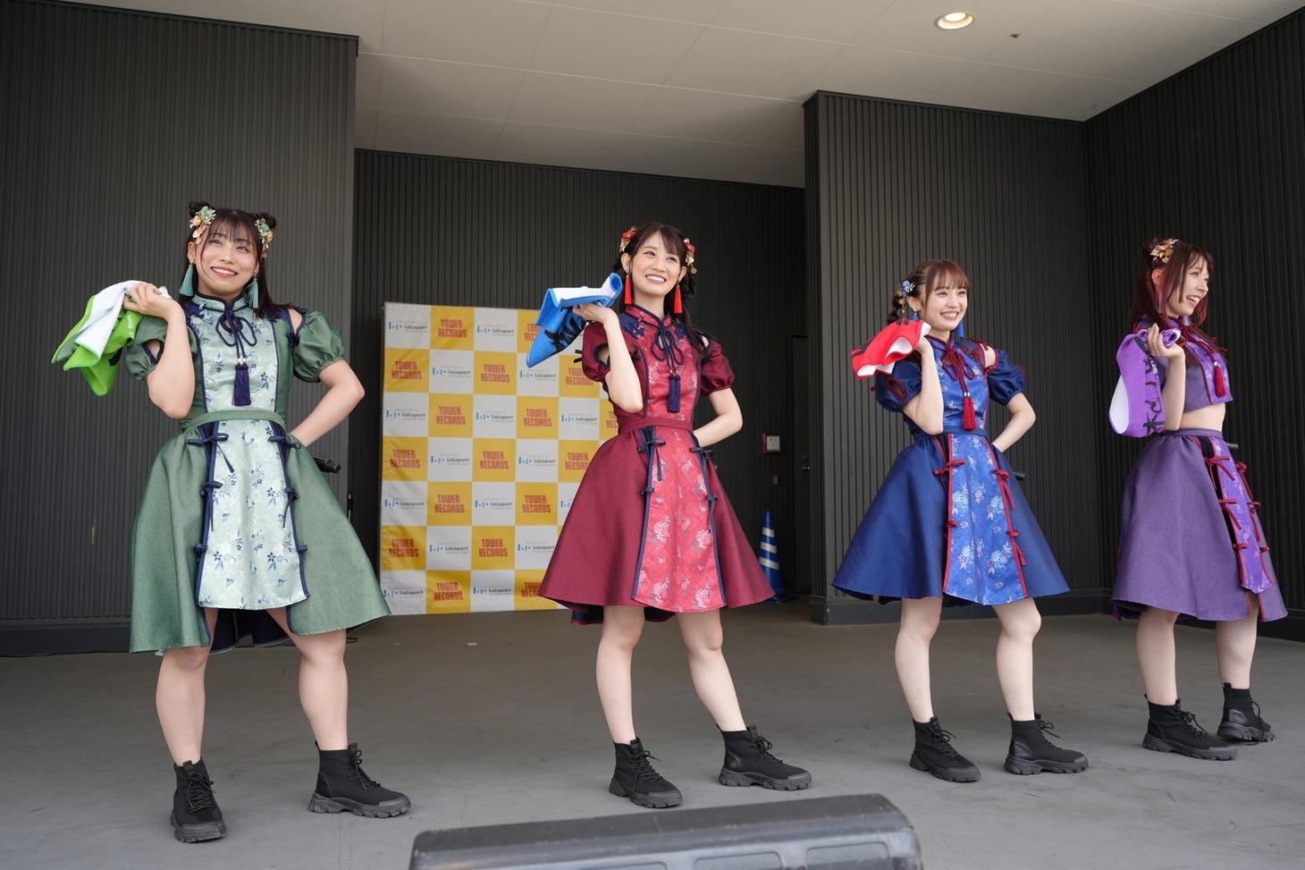 TEAM SHACHI