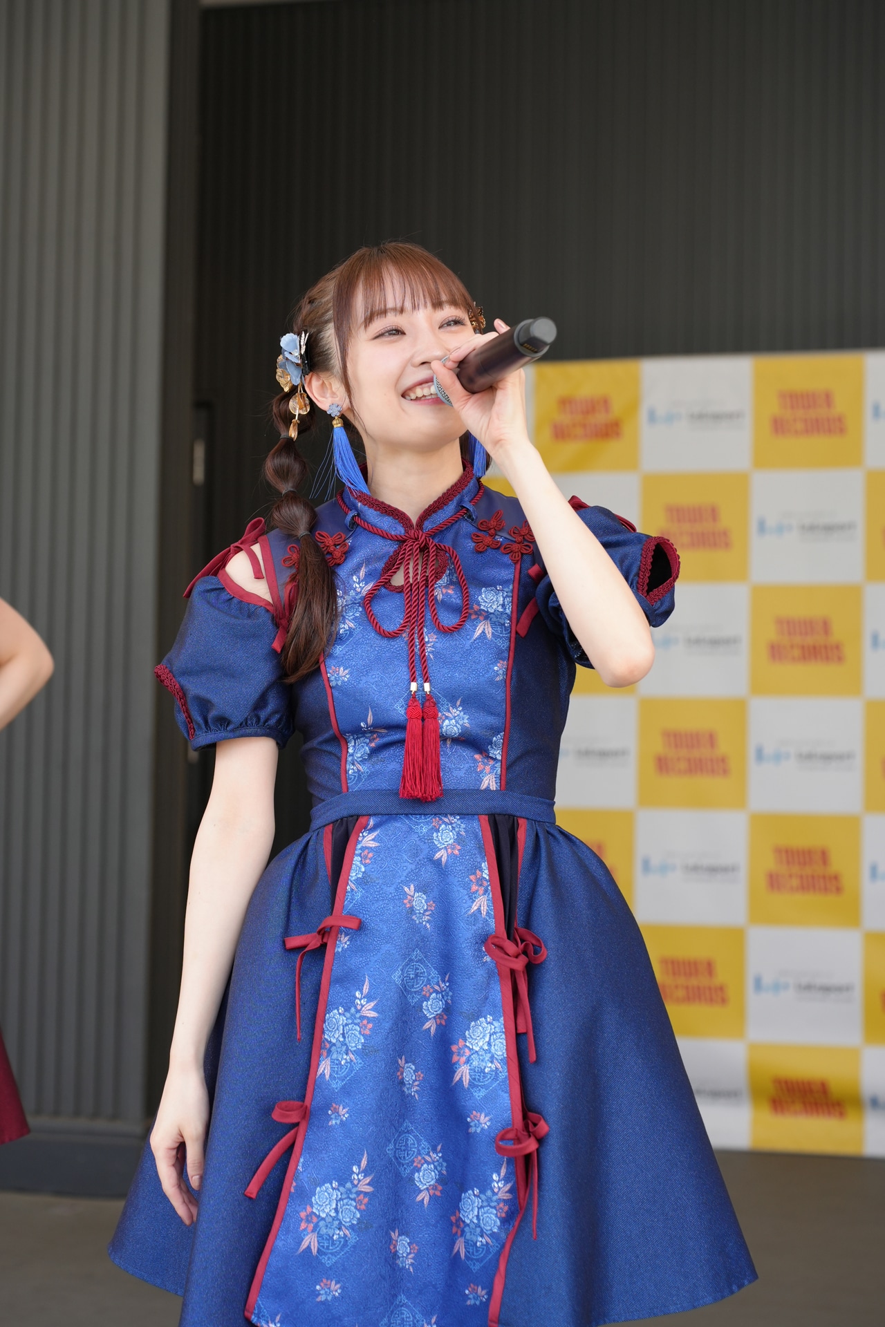 咲良菜緒