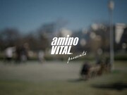 アミノバイタルのWeb CM「楽しいからやるんだ」編より。