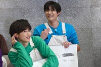 手前からタクヤ、アロハ。