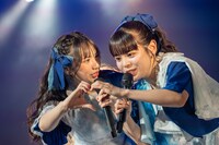 左から谷乃愛、阿部葉菜。