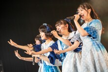 「タイトル未定 ワンマンライブ 東京 『 TETRAPOD 』」の様子。