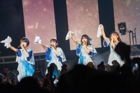 「タイトル未定 ワンマンライブ 東京 『 TETRAPOD 』」の様子。