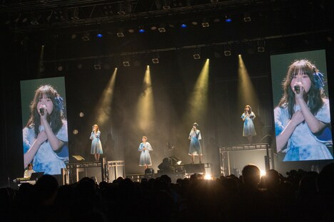 「タイトル未定 ワンマンライブ 東京 『 TETRAPOD 』」の様子。