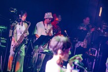 MELRAW HORNS（撮影：藤井拓）