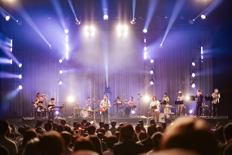 「KIRINJI 25th ANNIVERSARY LIVE」の様子。（撮影：藤井拓）