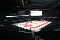 2Fスタンドの最後列28列目からの見え方。