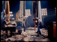 KOTORI「LOVE」ミュージックビデオより。