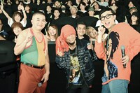 左から、松尾アンダーグラウンド、HAN-KUN、こがけん。