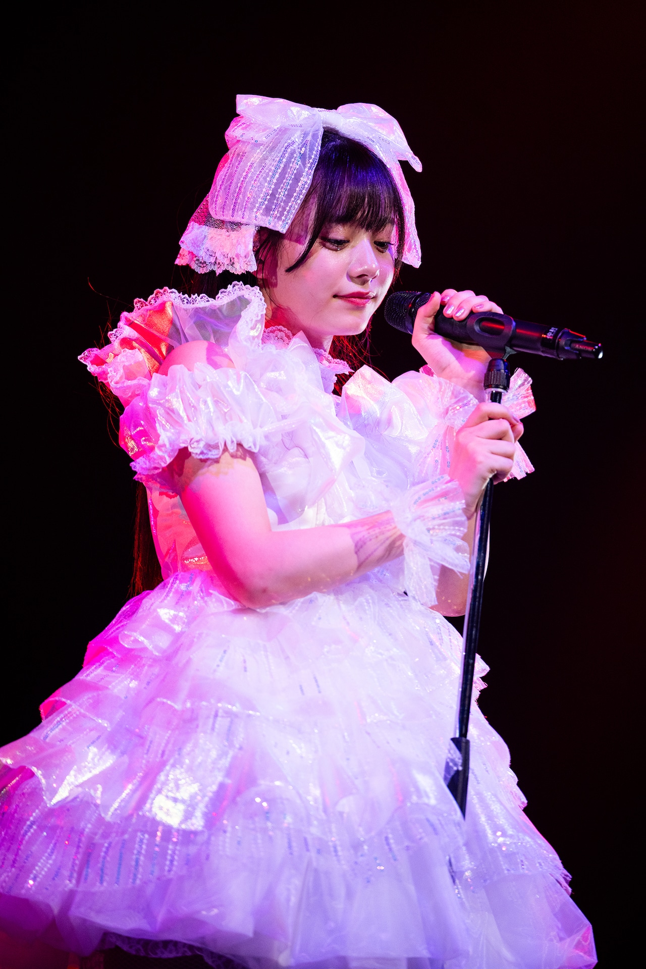 えびちゅう仲村悠菜17歳、生誕ソロライブで“エビマニ”メドレー