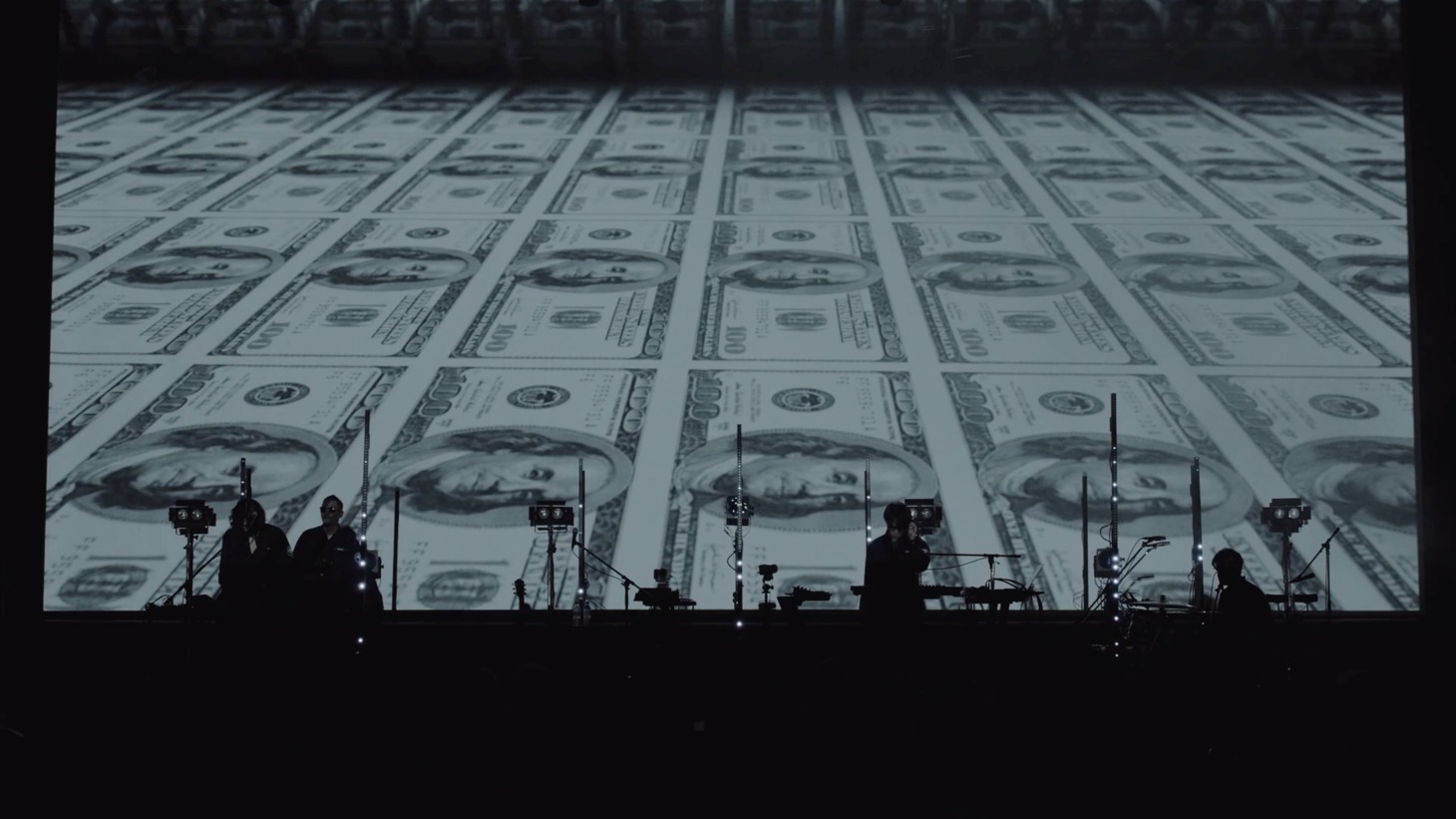 TESTSET「Moneyman」ライブ映像より。