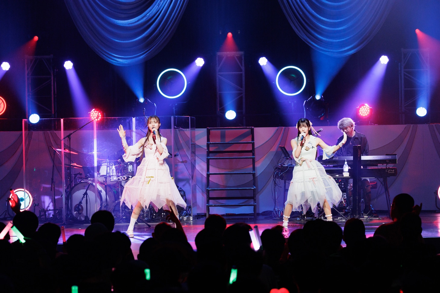 「ClariS SPRING TOUR 2024 ～Tinctura～」最終公演の様子。（撮影：平野タカシ）