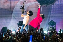 左から武田真治、岡崎体育。（撮影：深野輝美）