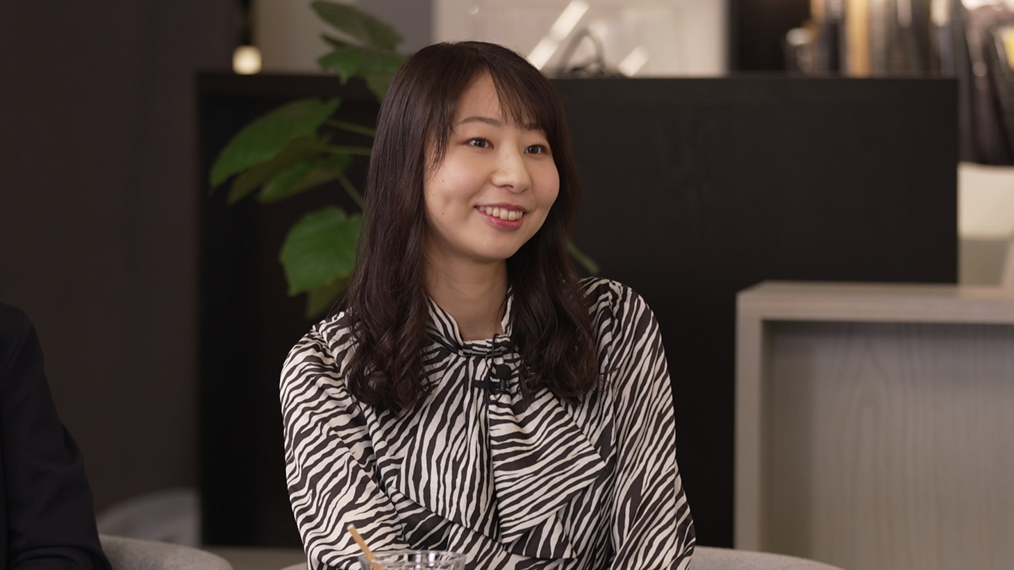 「あの本、読みました？」より、九段理江。(c)BSテレ東