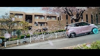 「日産サクラ」新CM「サクッといきましょう」編より。