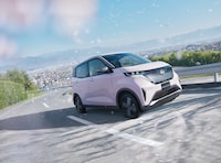 「日産サクラ」ビジュアル