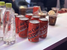 「Coke STUDIO Live with NewJeans, powered by Spotify」の様子。