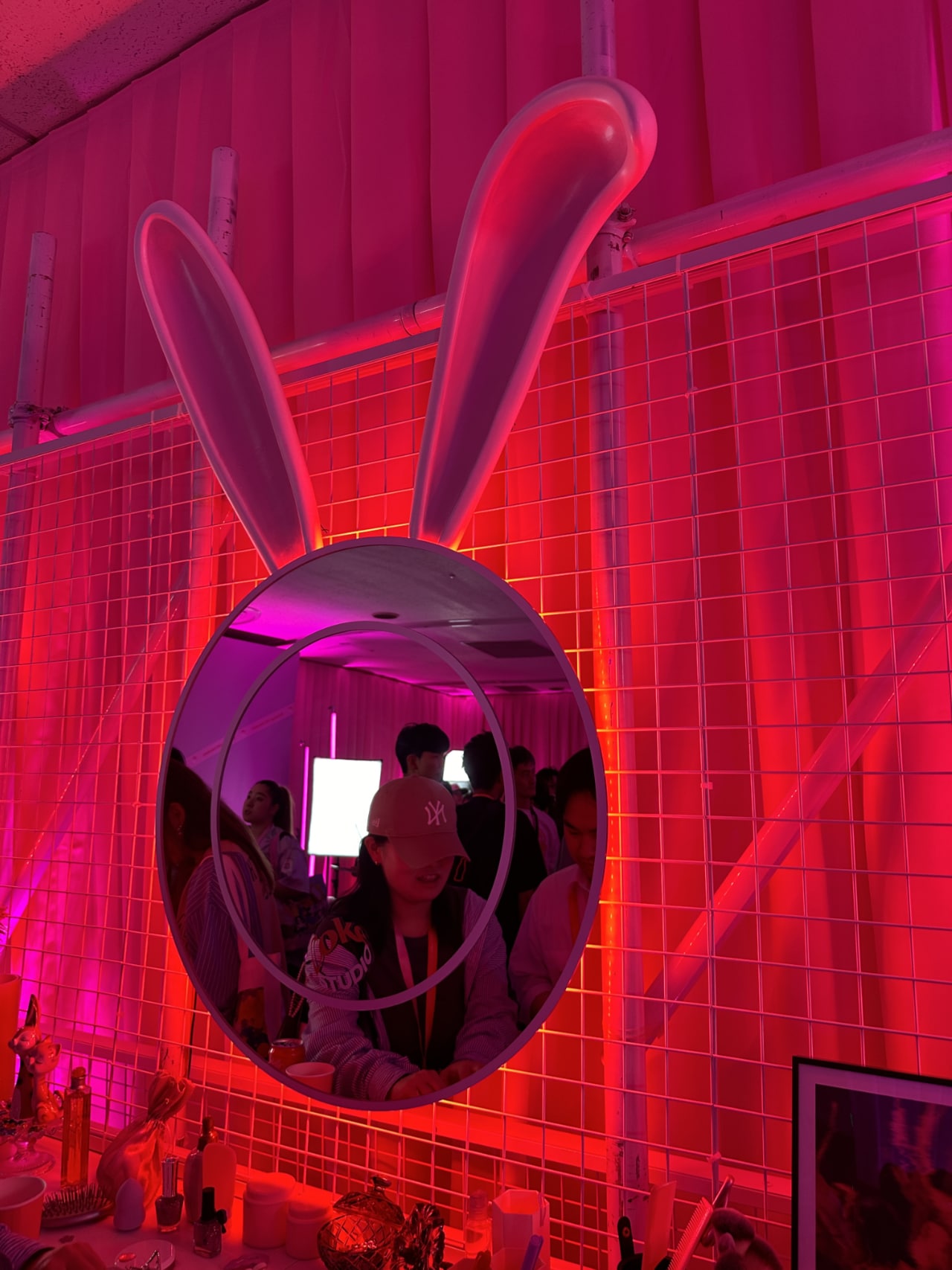 Coke STUDIO Live with NewJeans, powered by Spotify」の様子