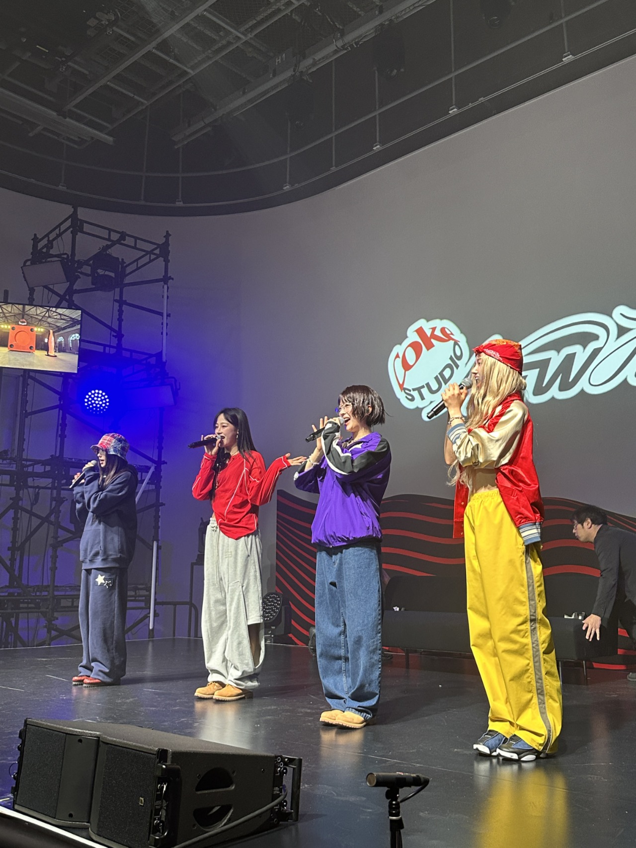 NewJeans