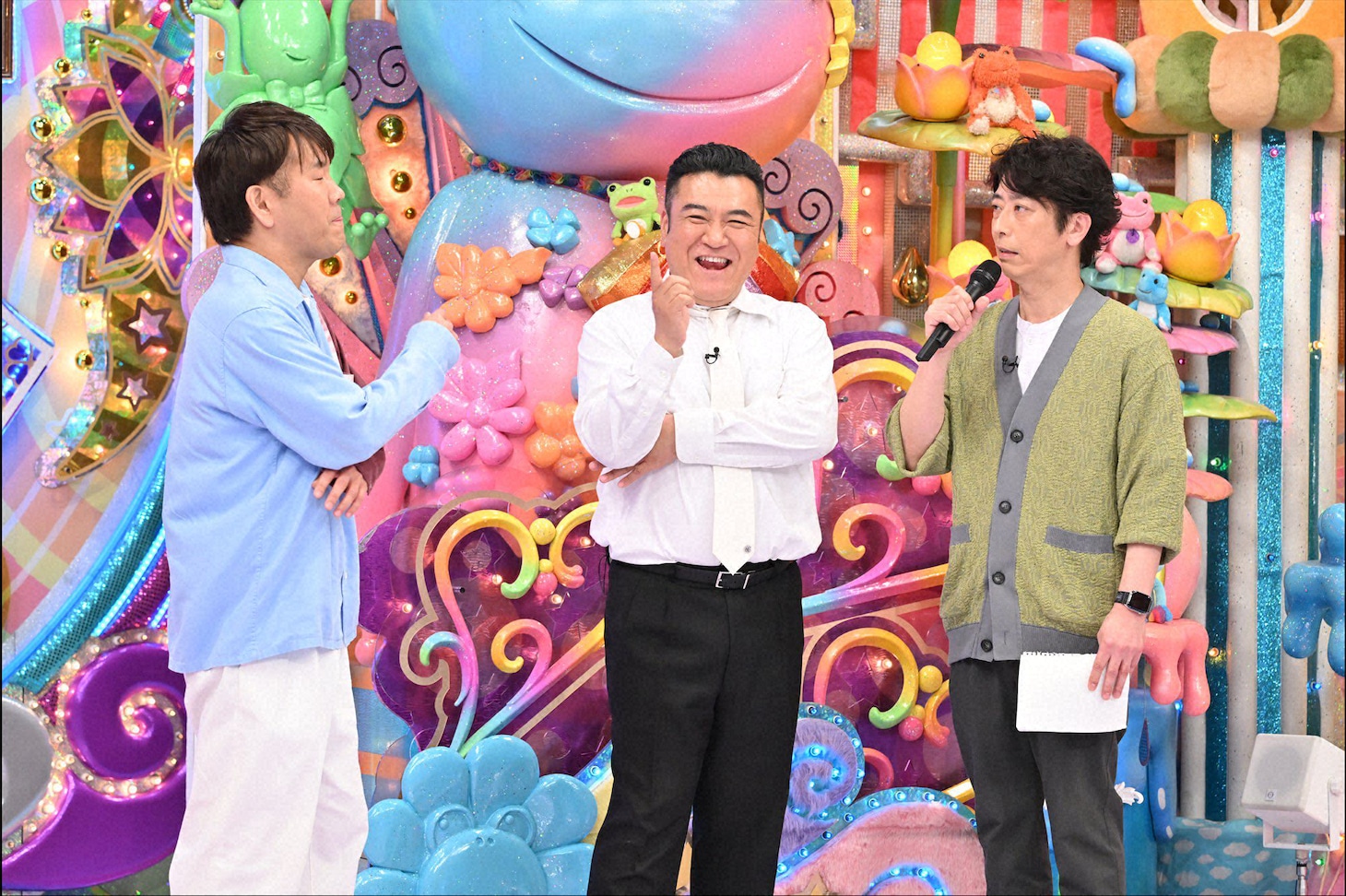 左から、FUJIWARA藤本、アンタッチャブル山崎、フットボールアワー後藤。(c)テレビ朝日