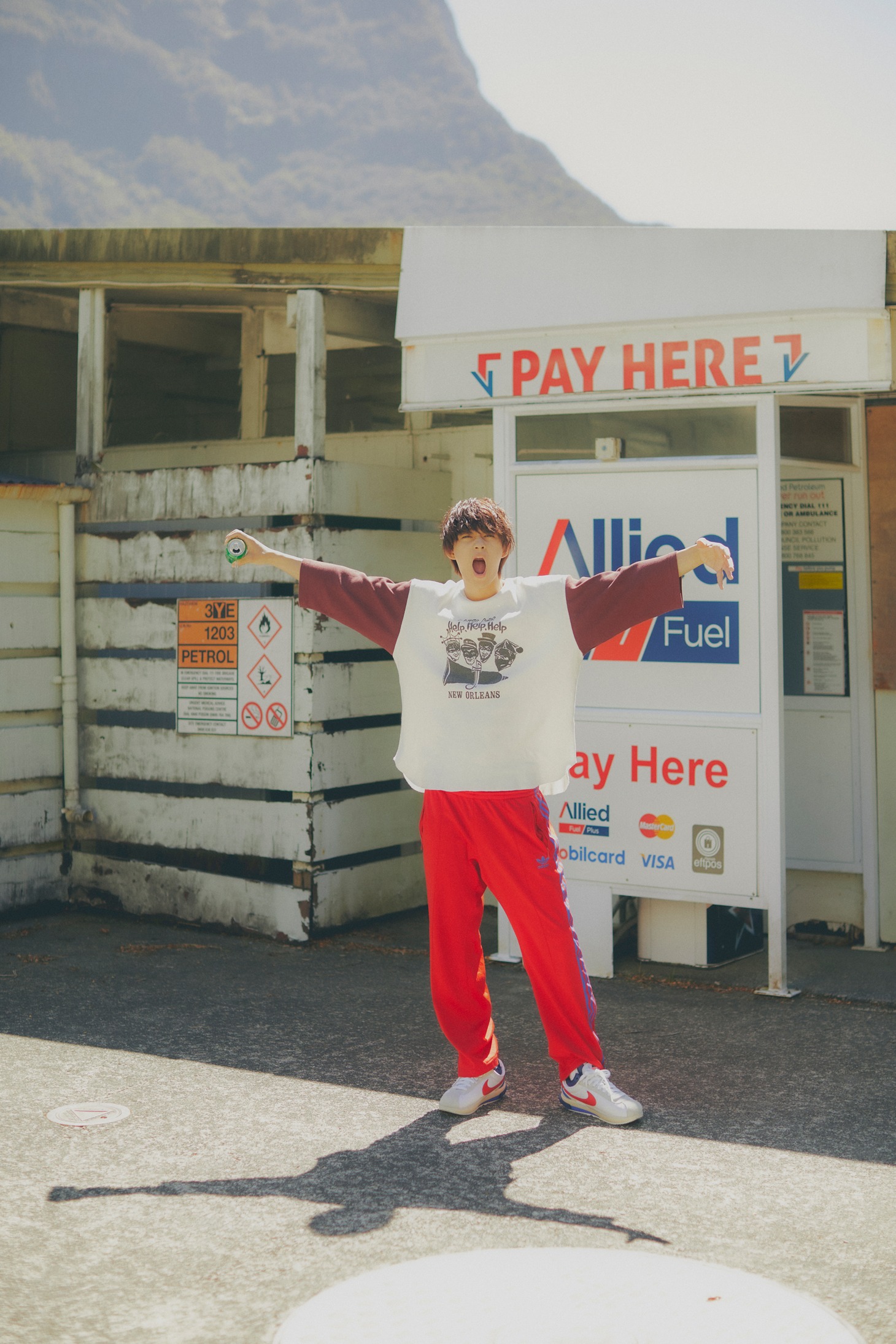 佐野勇斗（M!LK）の写真集「Here, Now!」より。(c)SDP