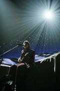 「Tele Live Tour 2024『箱庭の灯』」東京・日本武道館公演の様子。(撮影:太田好治)