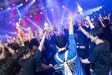 氣志團のライブの様子。（Photo by MAYUMI）