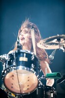 かほキッス（Dr / おとぼけビ～バ～）（Photo by MAYUMI）