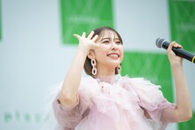 ラゾーナ川崎プラザでリリースイベントを行った玉井詩織。