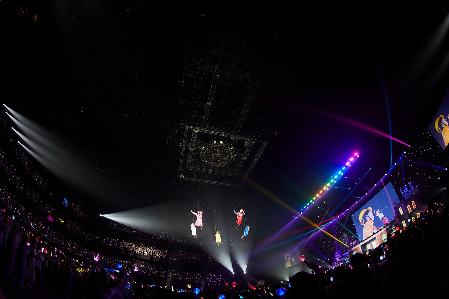 空を飛ぶM!LK。