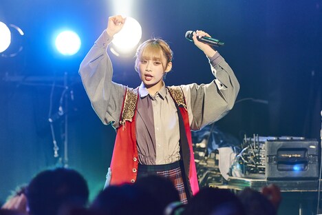 クレナイ・ワールズエンド（撮影：大橋祐希）