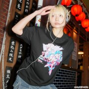 「流星乙女ギャラクティア 90’s Retro-like T-Shirts」着用画像