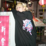 「流星乙女ギャラクティア 90's Retro-like Zip-up hoodie」着用画像