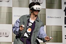 サンバを踊るリョウガ。