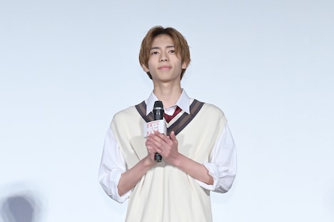 緊張気味の田村海琉（少年忍者）。