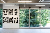 「コマツソウルカッター PARKSIDE EXHIBITION『GIANT STEPS』」展示の様子。